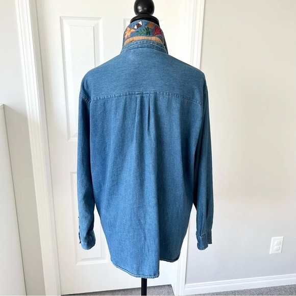Vintage 90s Rhythm  Blue Removable Embroidery Collar Chambray Button Down Shirt - Picture 5 of 16